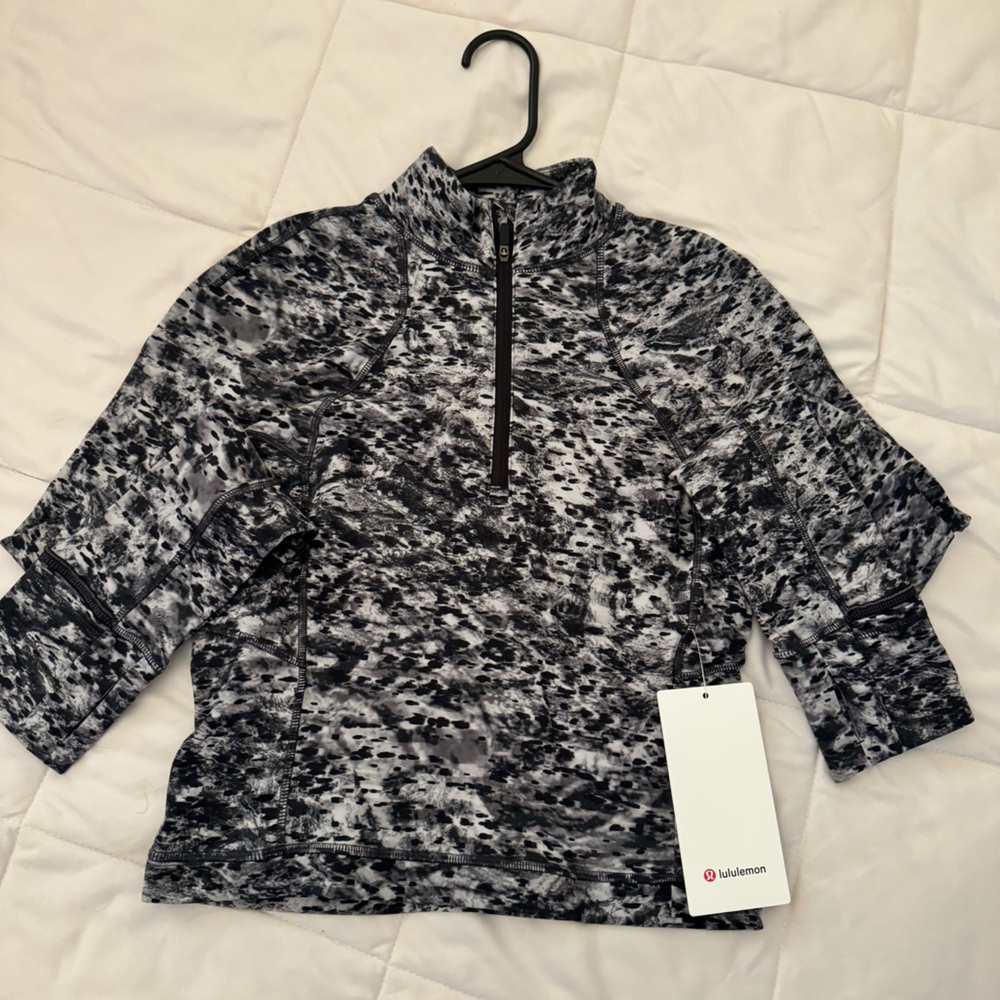 It’s Rulu Run Cropped 1/2 Zip